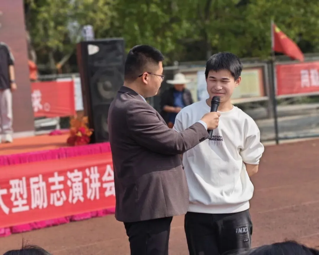 百日砺剑铸锋芒 ——网市中学2026届中考百日誓师大会隆重举行 第30张