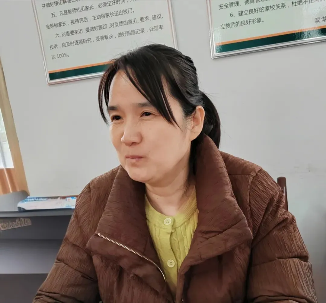 凝心聚力备中考 砥砺奋进铸辉煌——滨湖中学隆重召开毕业学科复习备考研讨会 第14张