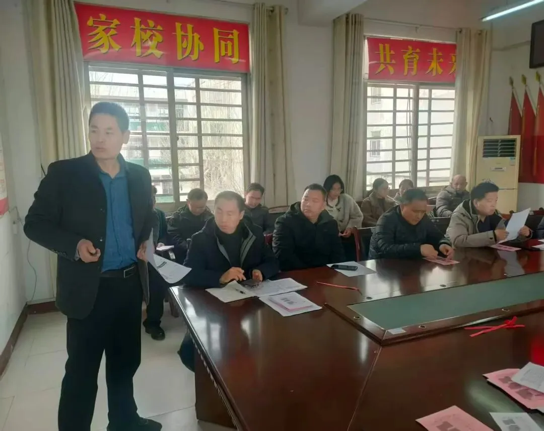 凝心聚力备中考 砥砺奋进铸辉煌——滨湖中学隆重召开毕业学科复习备考研讨会 第17张