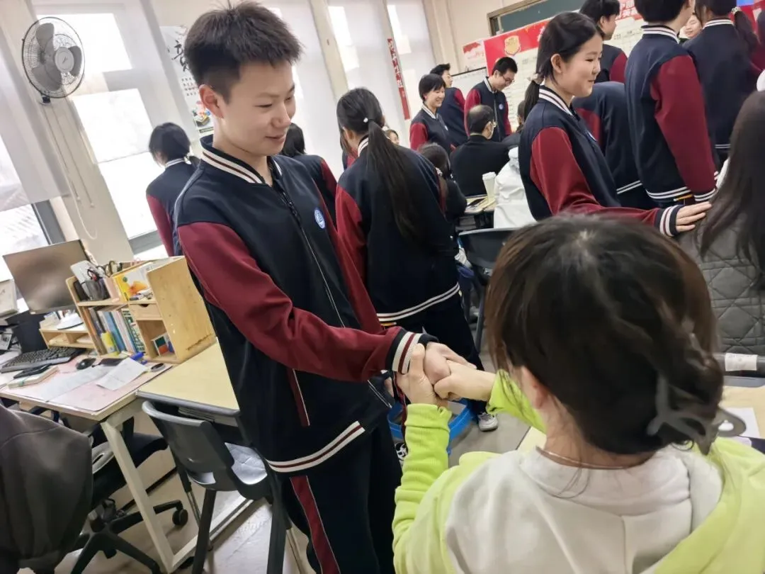 百日砺剑 逐梦中考——我校隆重举行2026届中考百日誓师大会 第14张