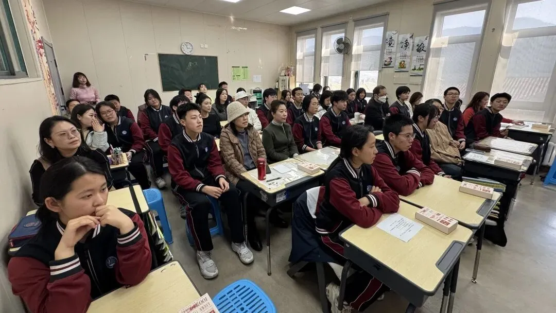 百日砺剑 逐梦中考——我校隆重举行2026届中考百日誓师大会 第19张