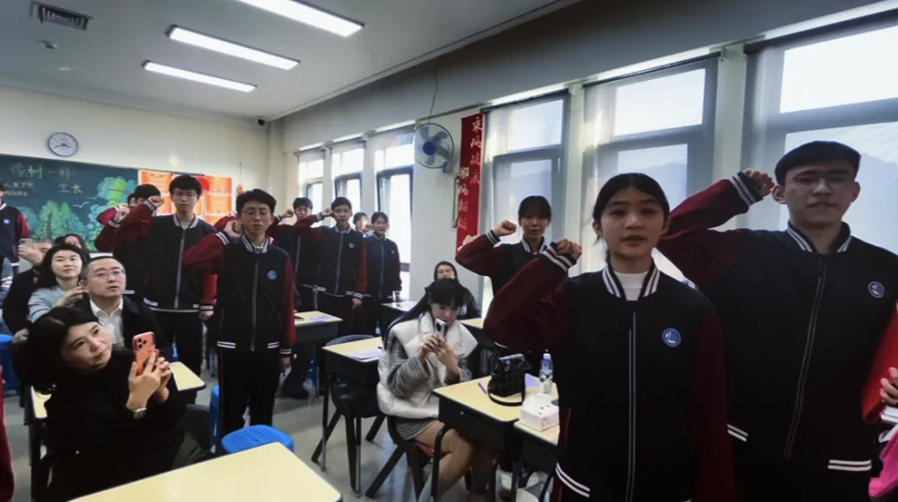 百日砺剑 逐梦中考——我校隆重举行2026届中考百日誓师大会 第56张