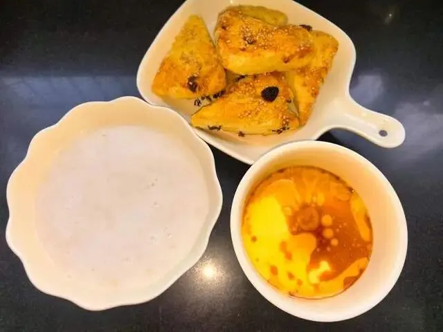 中考倒计时,晒晒初三儿子的早餐,拒绝假精致,简单粗暴有营养! 第7张