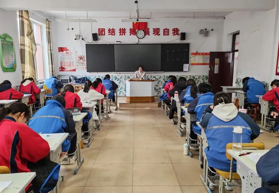 规范组织模考 精准赋能备考——我校顺利完成全市高三年级第一次 第3张