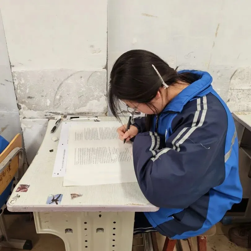 规范组织模考 精准赋能备考——我校顺利完成全市高三年级第一次 第10张