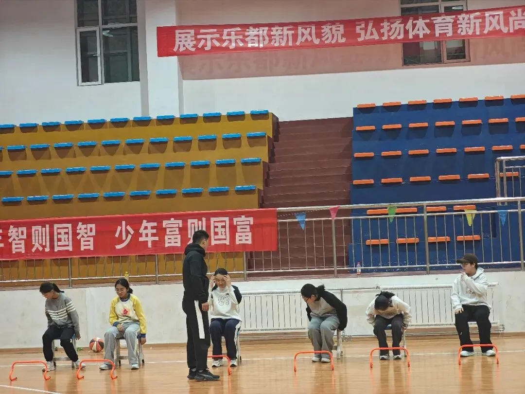 青跃中考体育训练营 第3张