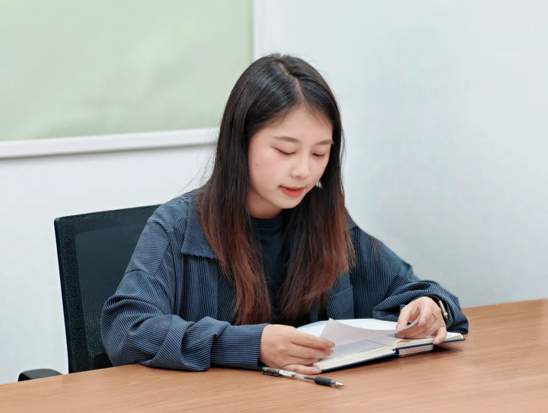 龙马精神战中考,勠力同心谱新篇——翡翠山湖学校2026年中考复习备考教师动员会 第12张 龙马精神战中考,勠力同心谱新篇——翡翠山湖学校2026年中考复习备考教师动员会 第12张