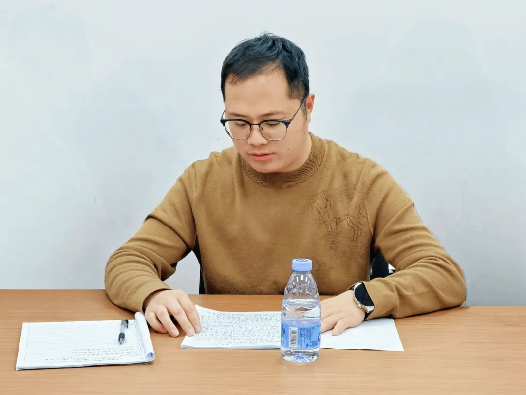 龙马精神战中考,勠力同心谱新篇——翡翠山湖学校2026年中考复习备考教师动员会 第13张 龙马精神战中考,勠力同心谱新篇——翡翠山湖学校2026年中考复习备考教师动员会 第13张