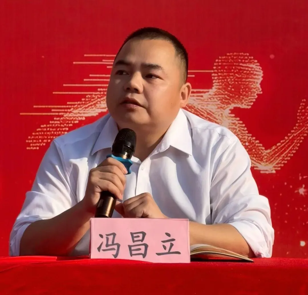 怀集二中八年级开学大会暨中考冲刺誓师大会顺利举行 第20张