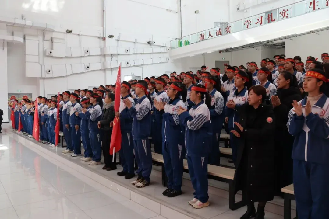 百日砺剑,逐梦中考!兵团二中经开校区2026届初三百日誓师大会燃情启幕 第11张
