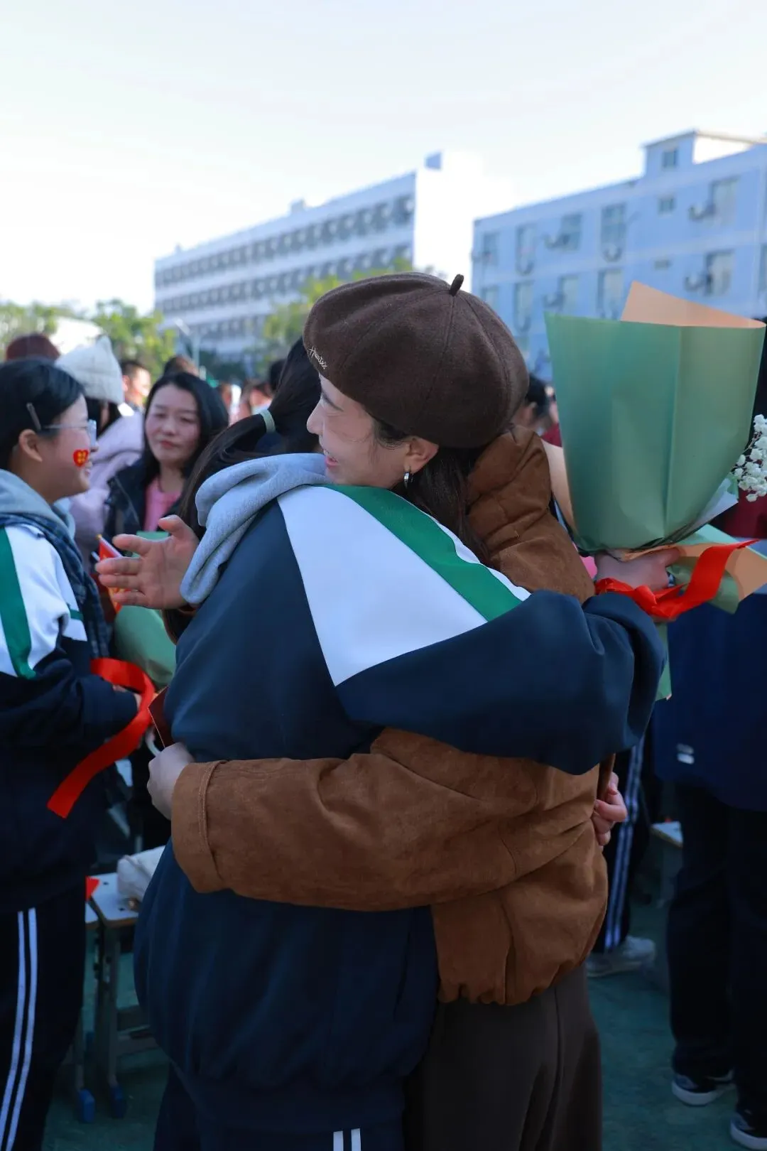 以梦为马,飞驰人生!我校隆重举行中考百日誓师大会 第30张