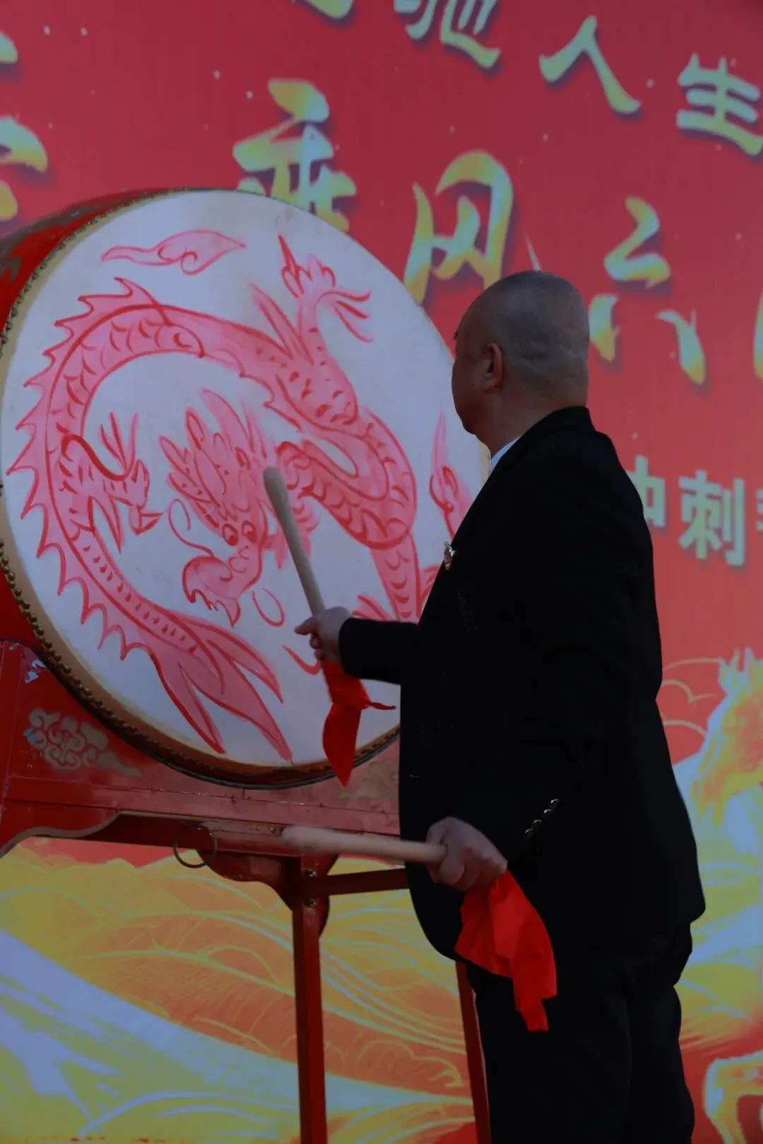 以梦为马,飞驰人生!我校隆重举行中考百日誓师大会 第64张