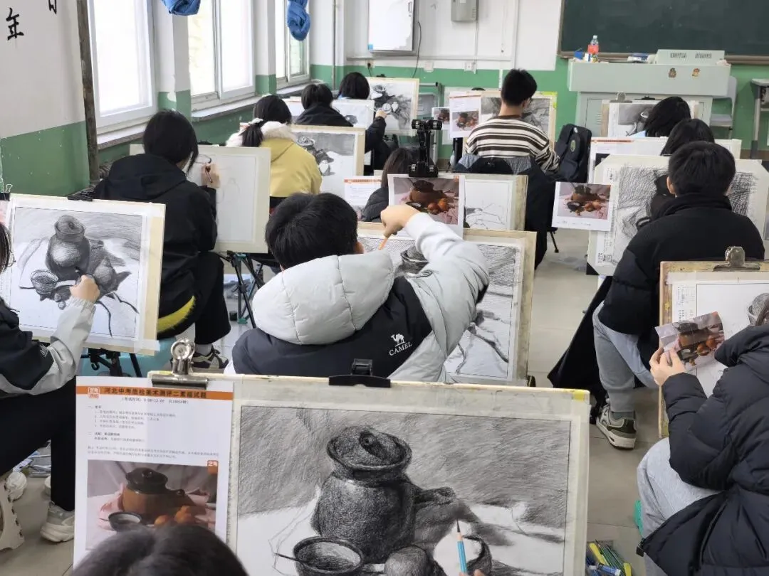 质检美术二模圆满落幕(附高清真题)|复盘沉淀,冲刺中考 第20张 质检美术二模圆满落幕(附高清真题)|复盘沉淀,冲刺中考 第20张