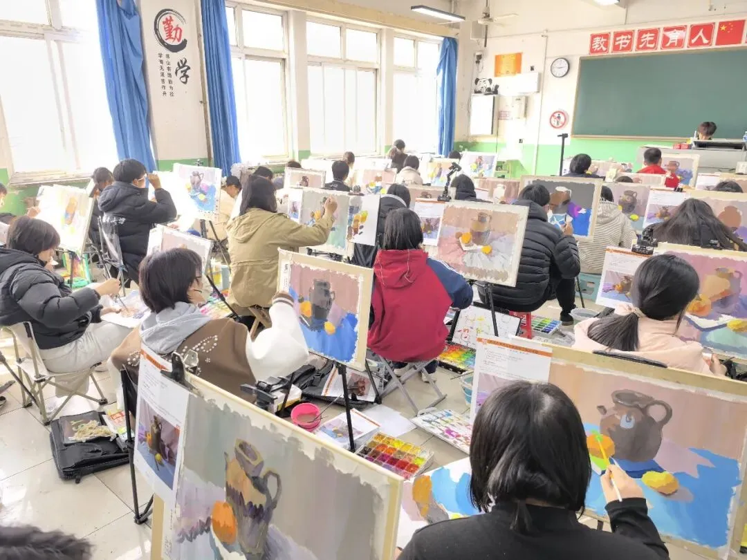 质检美术二模圆满落幕(附高清真题)|复盘沉淀,冲刺中考 第32张 质检美术二模圆满落幕(附高清真题)|复盘沉淀,冲刺中考 第32张