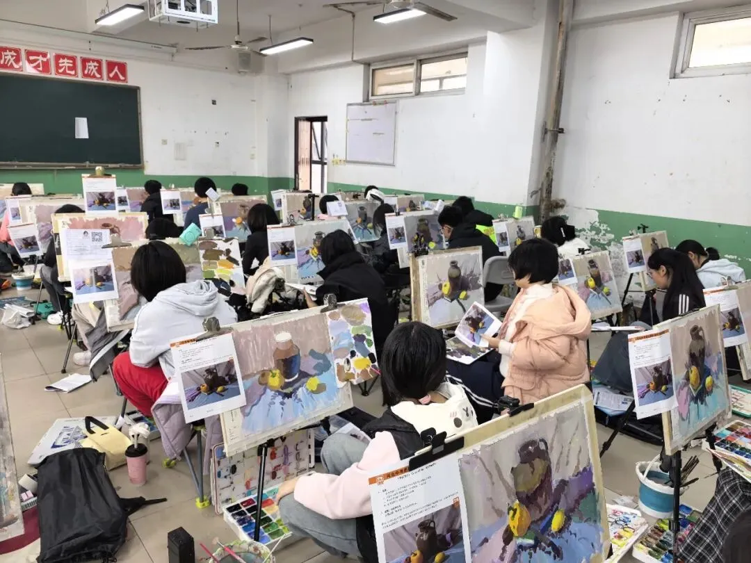 质检美术二模圆满落幕(附高清真题)|复盘沉淀,冲刺中考 第39张 质检美术二模圆满落幕(附高清真题)|复盘沉淀,冲刺中考 第39张