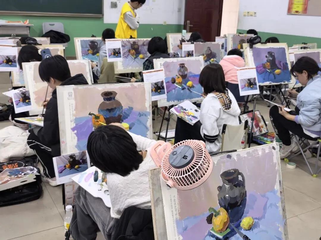 质检美术二模圆满落幕(附高清真题)|复盘沉淀,冲刺中考 第42张 质检美术二模圆满落幕(附高清真题)|复盘沉淀,冲刺中考 第42张