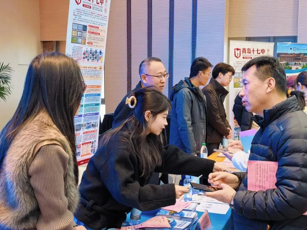 线上线下问中考!半岛中招会火热开局,携众高中全力助考中考季 第12张 线上线下问中考!半岛中招会火热开局,携众高中全力助考中考季 第12张