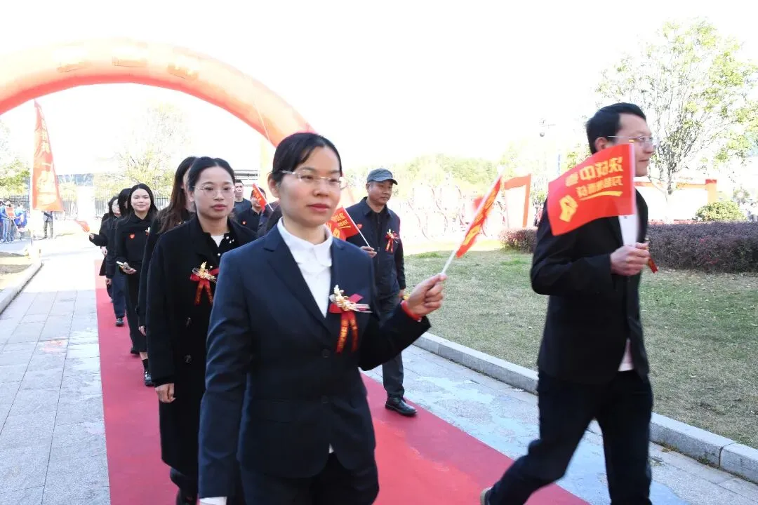扬鞭奋进正当时,赢在中考最少年——东乡七中九年级百日誓师大会 第11张