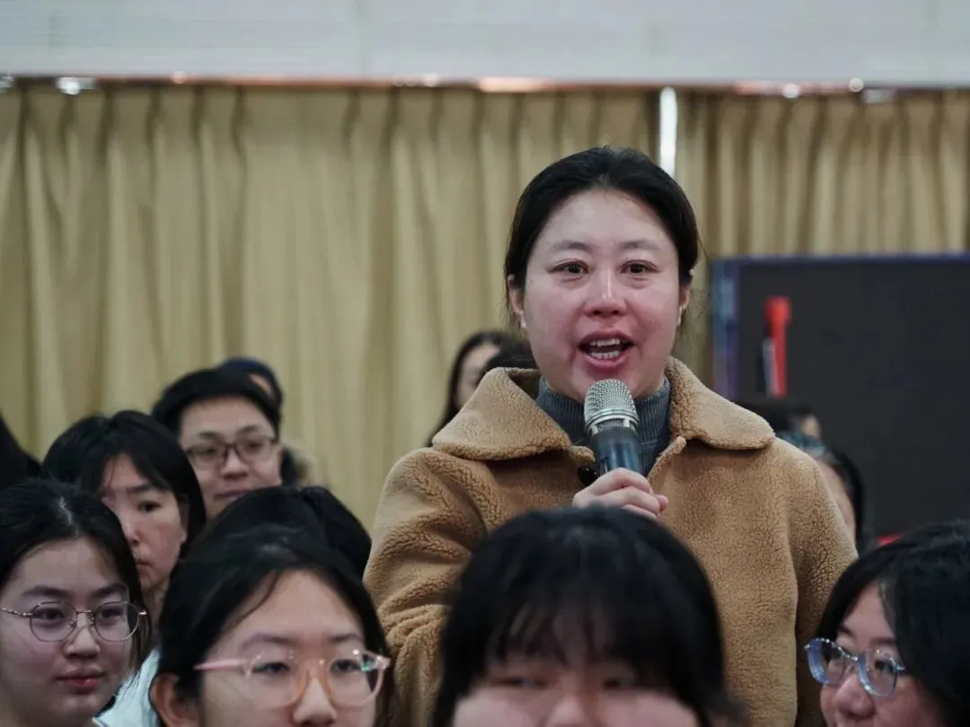 凝心聚力战百日 乘风破浪赢中考——延庆十一中学2026届初三百日誓师大会圆满举行 第32张 凝心聚力战百日 乘风破浪赢中考——延庆十一中学2026届初三百日誓师大会圆满举行 第32张