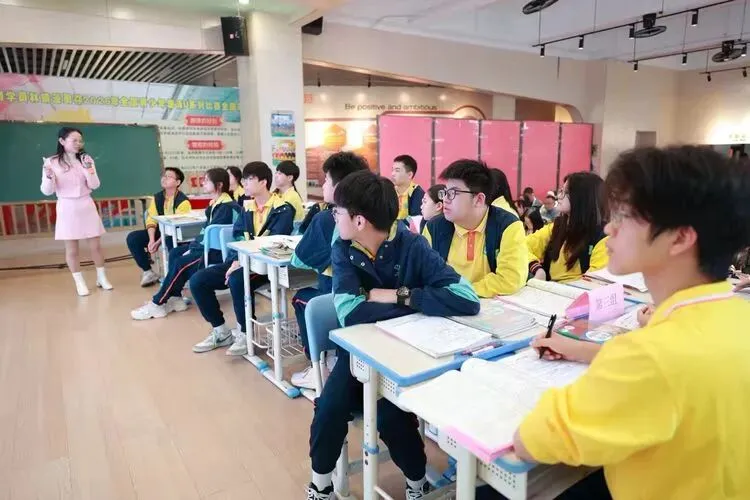 【有气质,更卓越】广东省2026届新中考备考复习冲刺研讨会在狮实举行 第16张