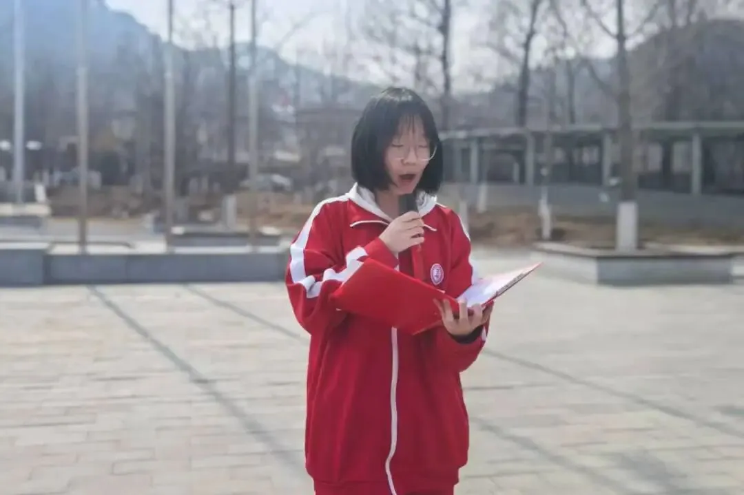 百日冲刺攀高峰 长城砺剑赴中考——北京十一怀柔实验学校(初中部)初三年级社会大课堂暨百日誓师圆满举行 第25张