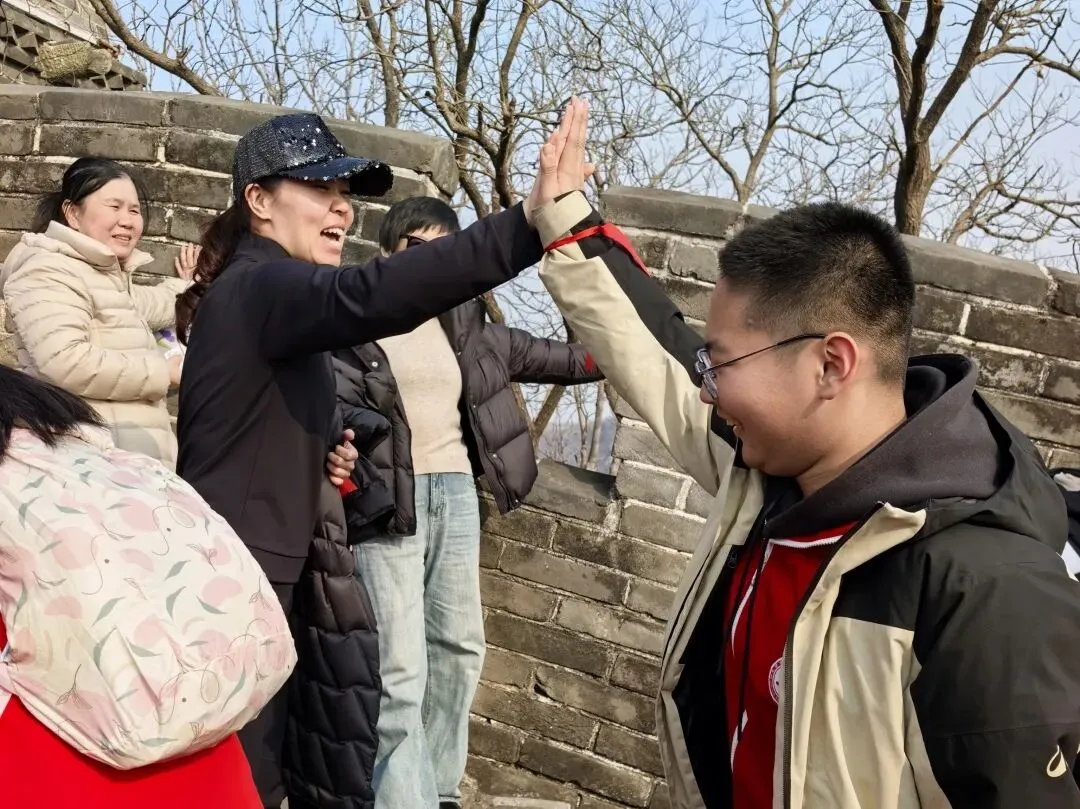 百日冲刺攀高峰 长城砺剑赴中考——北京十一怀柔实验学校(初中部)初三年级社会大课堂暨百日誓师圆满举行 第53张