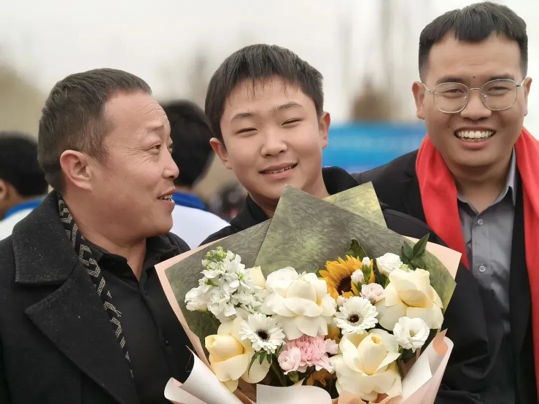 百日砺剑,决战中考!喀什市第二十七中学首届中考誓师大会燃动校园 第30张