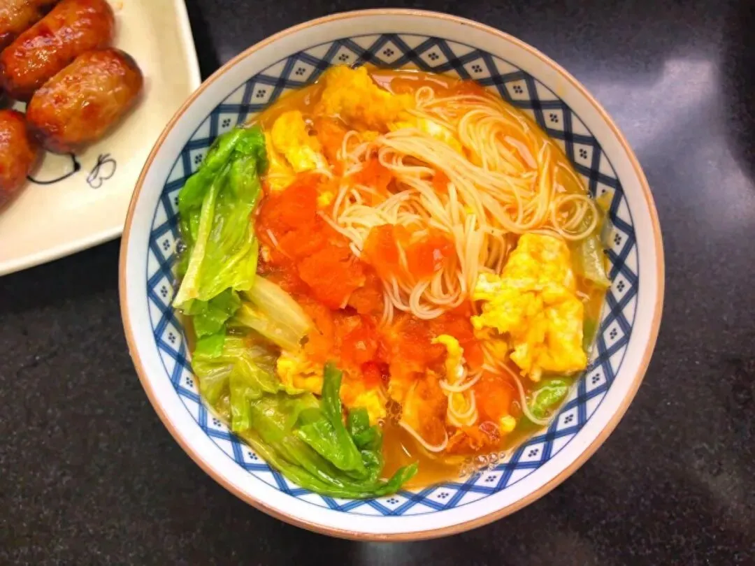 中考倒计时!晒晒初三儿子早餐,10分钟搞定的开胃面条,附香肠配方! 第1张 中考倒计时!晒晒初三儿子早餐,10分钟搞定的开胃面条,附香肠配方! 第1张