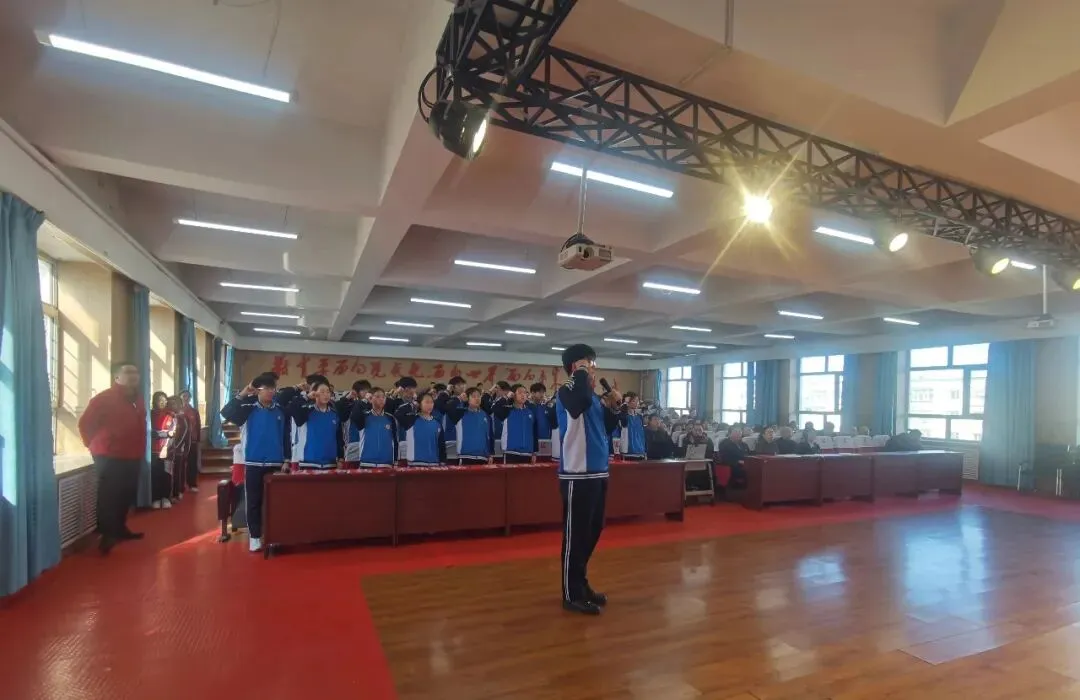 【86德育】百日誓师燃斗志,壮志凌云战中考——哈86中学校百日誓师大会 第12张