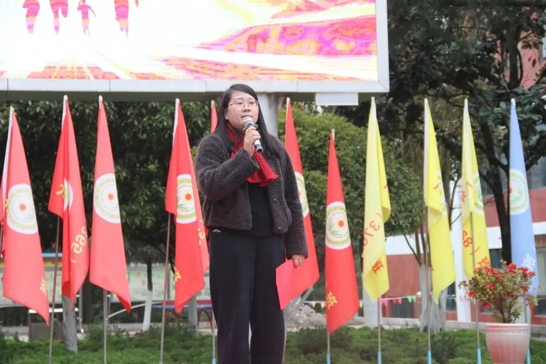 富源县竹园镇中学举行2026年中考百日誓师动员会 第6张 富源县竹园镇中学举行2026年中考百日誓师动员会 第6张