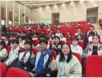 百日砺剑,决胜中考!九年级中考百日誓师大会燃情启幕 第23张