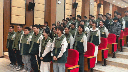 百日逐梦,决战中考!我校九年级中考百日誓师大会燃情启幕 第7张 百日逐梦,决战中考!我校九年级中考百日誓师大会燃情启幕 第7张