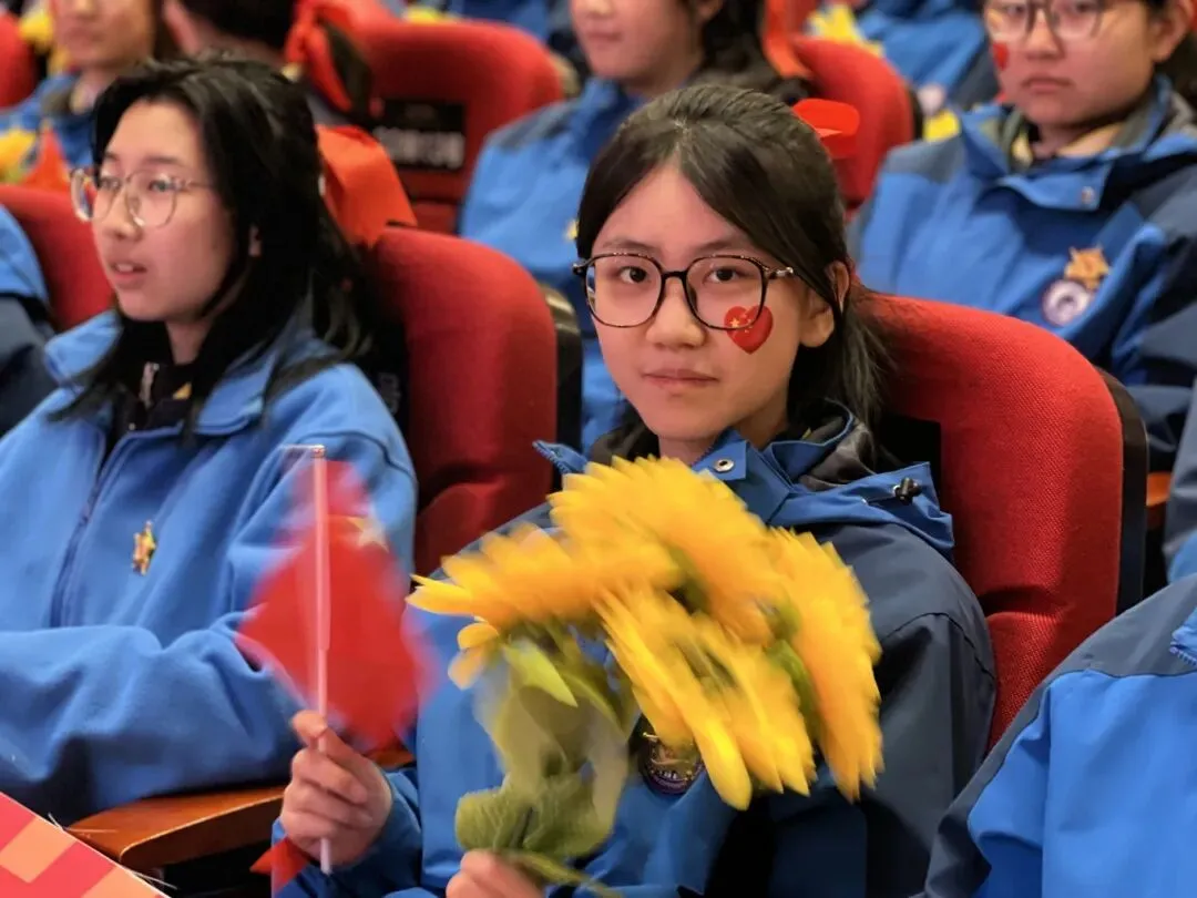 百日誓师启新程,逐梦中考赴荣光——沈阳汇置万博实验学校初中部2026年百日誓师大会圆满举行 第38张 百日誓师启新程,逐梦中考赴荣光——沈阳汇置万博实验学校初中部2026年百日誓师大会圆满举行 第38张