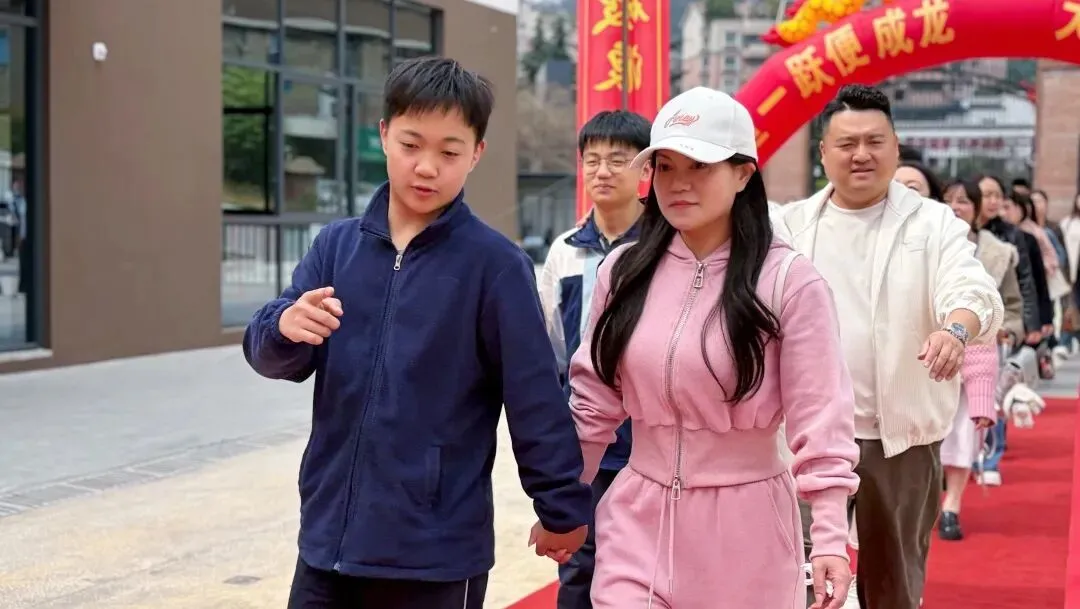 百日冲刺,共赴山海!恺瑞学子誓战中考 第10张 百日冲刺,共赴山海!恺瑞学子誓战中考 第10张