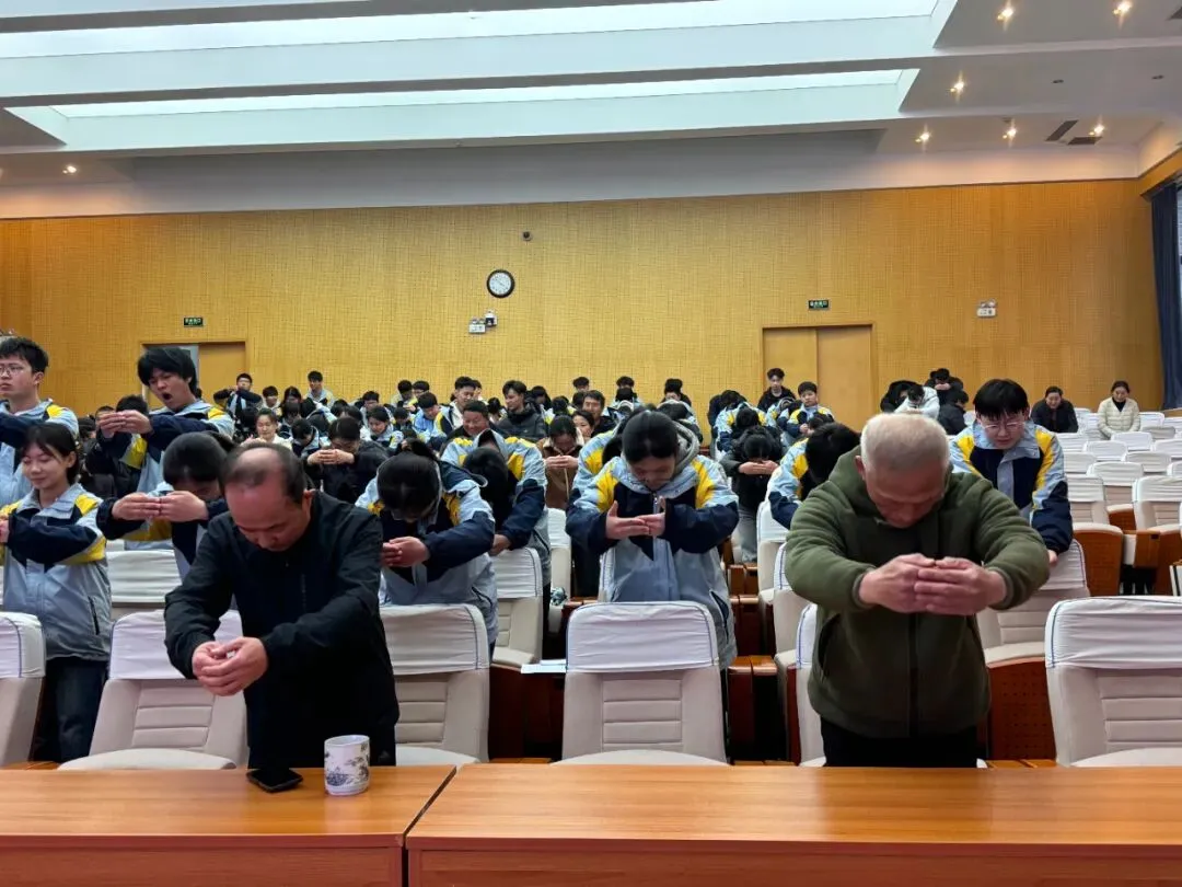 骏马奔腾启新程 青春筑梦赢中考——尼山孔子博雅学校举办2026届初三誓师大会 第4张 骏马奔腾启新程 青春筑梦赢中考——尼山孔子博雅学校举办2026届初三誓师大会 第4张