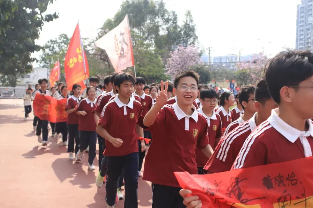 砺剑百日 决胜中考 | 南宁市江南区吴圩镇初级中学举行 2026 届百日誓师大会 第35张 砺剑百日 决胜中考 | 南宁市江南区吴圩镇初级中学举行 2026 届百日誓师大会 第35张
