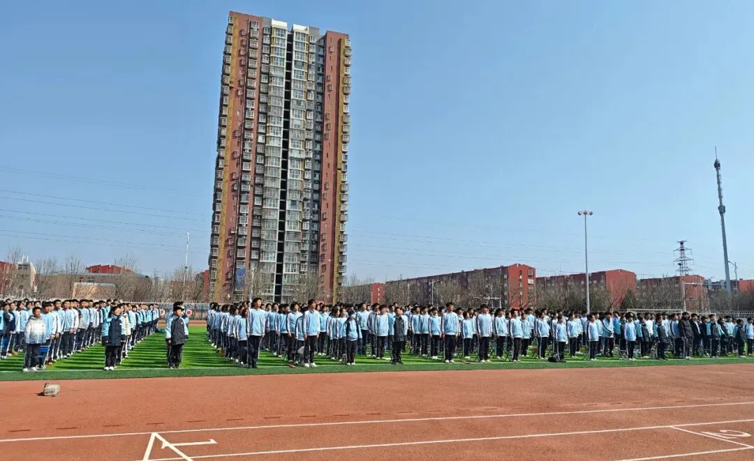 百日砺剑,逐梦中考!龙泽学校2026年九年级中考百日誓师大会圆满举行 第5张 百日砺剑,逐梦中考!龙泽学校2026年九年级中考百日誓师大会圆满举行 第5张