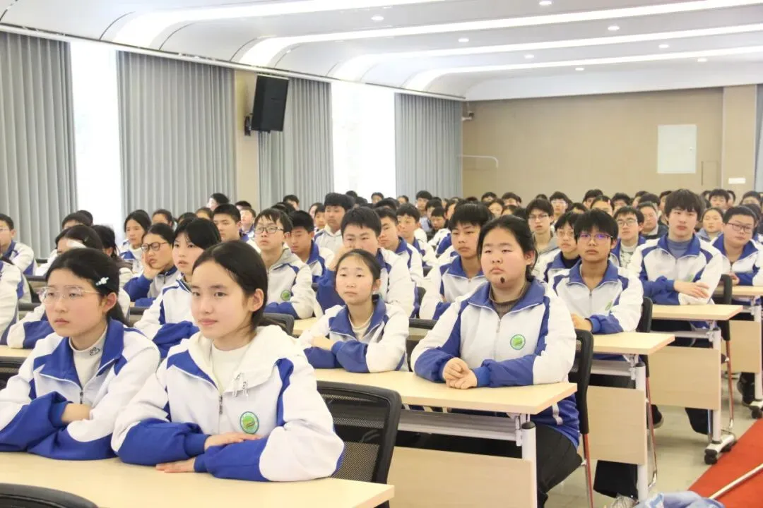 凝心聚力话成长 ,家校同心赴中考——三堆初级中学2026级九年级冲刺阶段家校共育交流会 第6张