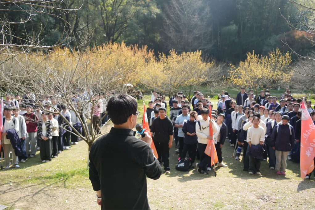 冲刺中考,勇攀高峰——丽水市文元学校2026届远足登山活动圆满举行 第1张