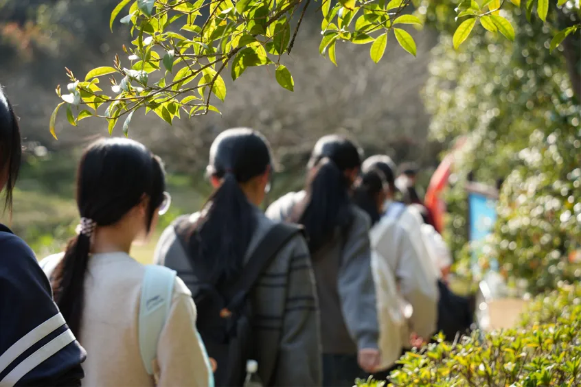 冲刺中考,勇攀高峰——丽水市文元学校2026届远足登山活动圆满举行 第19张