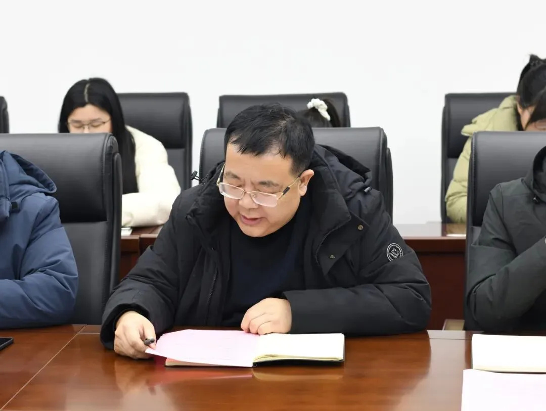 冲刺中考,湖南师范大学竹埠港竹埠港实验中学在行动!——九年级备考工作会议纪实 第22张 冲刺中考,湖南师范大学竹埠港竹埠港实验中学在行动!——九年级备考工作会议纪实 第22张