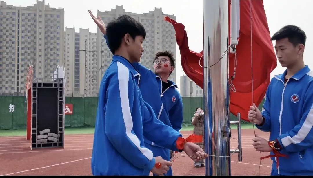 百日奋战再扬凌云之志,决战中考2026赓续辉煌——精英凌云中学初三年级百日誓师大会圆满举行 第15张 百日奋战再扬凌云之志,决战中考2026赓续辉煌——精英凌云中学初三年级百日誓师大会圆满举行 第15张