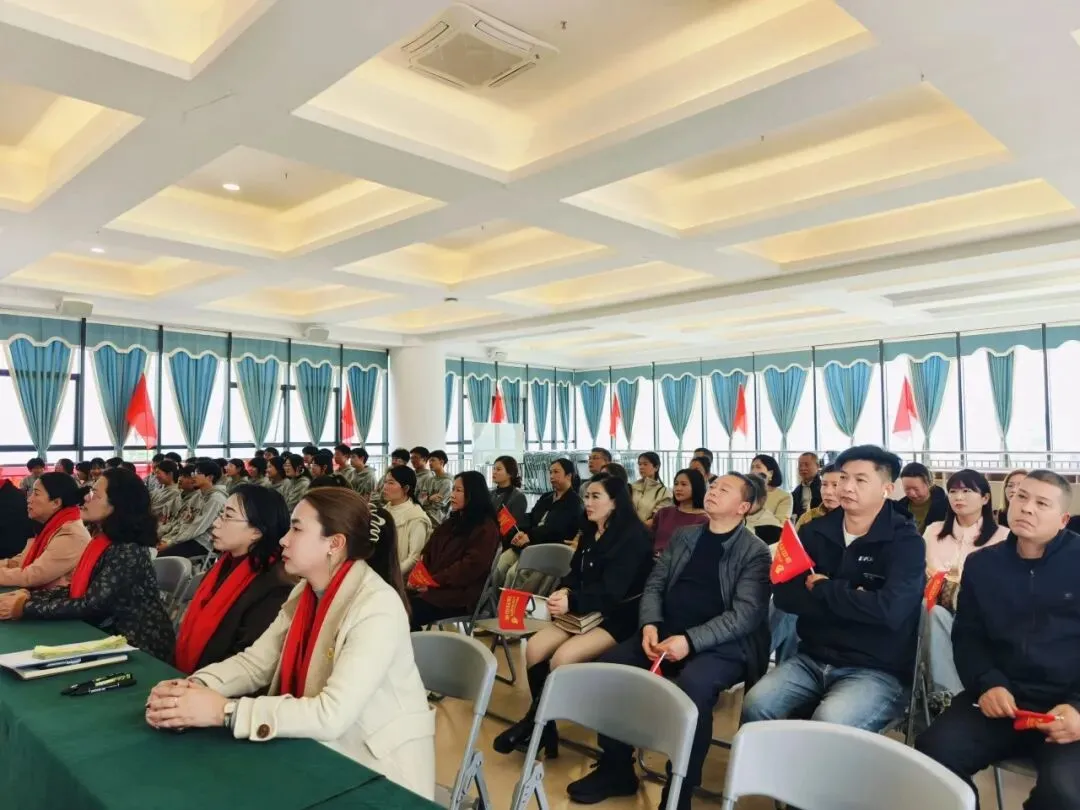 奋进远恒佳| 中考动员暖人心!远恒佳初三这场中考冲刺大会,满是爱与期待 第28张