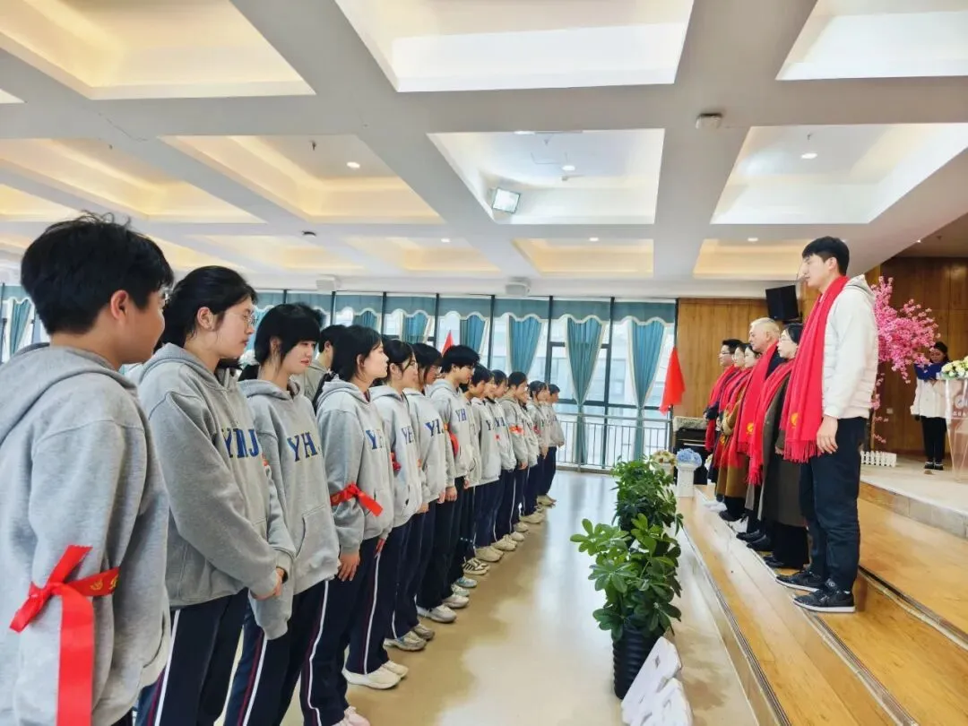 奋进远恒佳| 中考动员暖人心!远恒佳初三这场中考冲刺大会,满是爱与期待 第38张