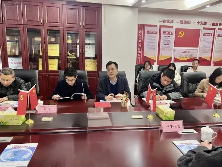 真题真做深化产教融合 校企协同赋能实践育人——经管学院工程系2026届毕业设计现场开题仪式成功启动 第1张