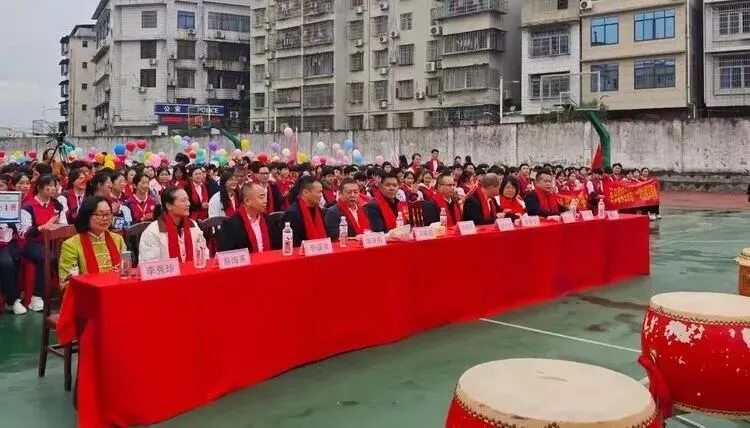 百日砺剑 逐梦中考|融安县初级中学2026届中考冲刺誓师大会圆满举行 第4张