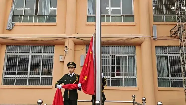 百日砺剑 逐梦中考|融安县初级中学2026届中考冲刺誓师大会圆满举行 第9张