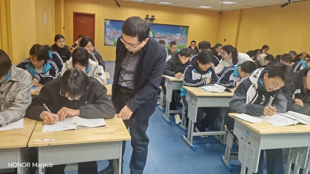 教研聚力,备战中考——全区初四物理教研活动在艾山二中举行 第4张