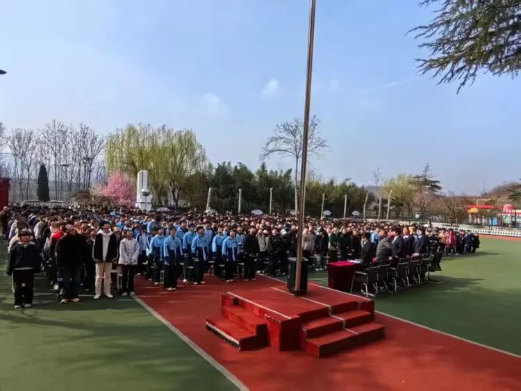 百日冲刺战中考,一鼓作气创辉煌——九龙学校百日誓师大会活动纪实 第8张