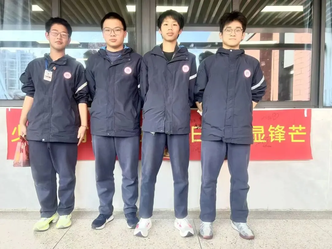 百日砺剑 逐梦中考——南苑中学九(13)班举行初三中考百日誓师活动 第41张